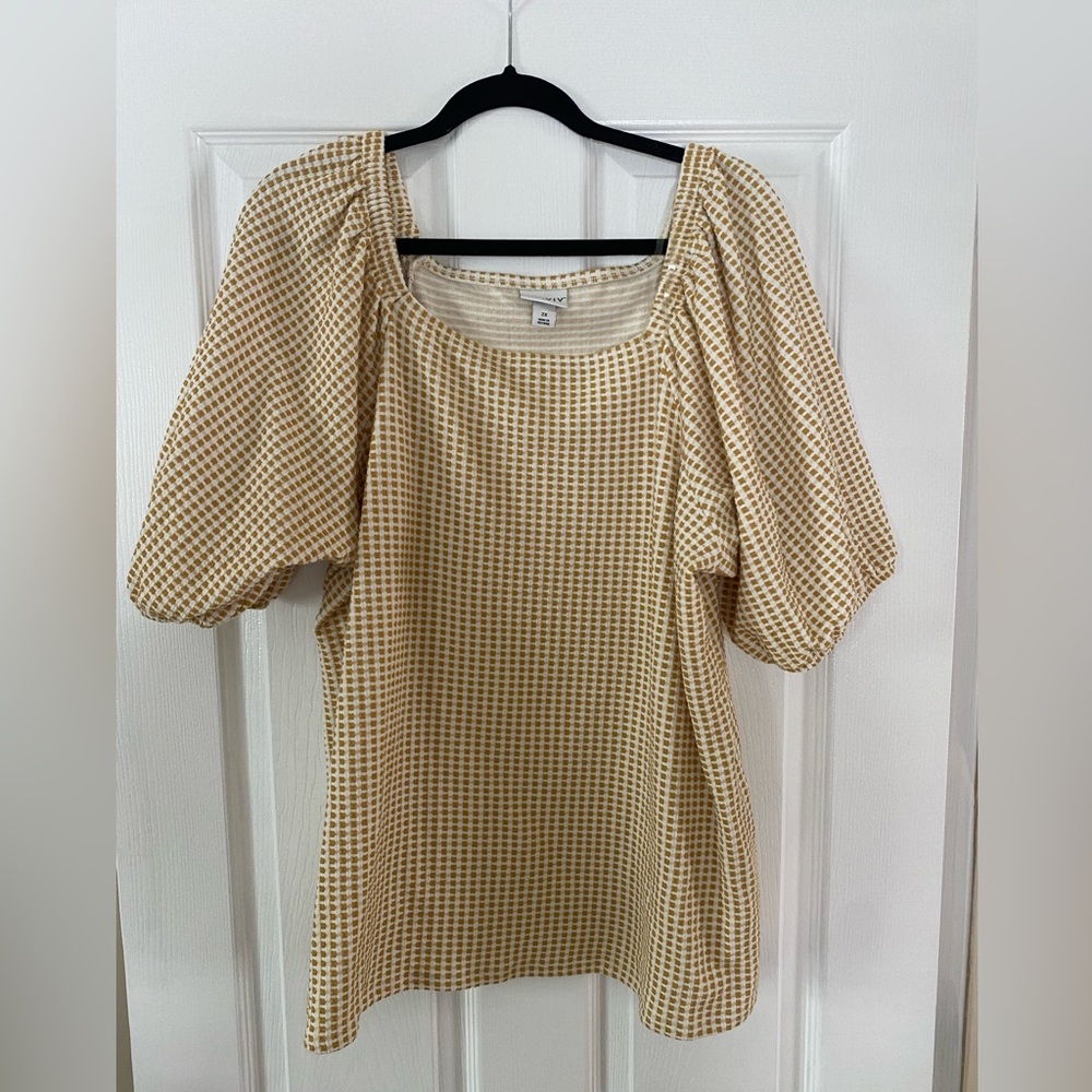 2X Ava and Viv Yellow Top